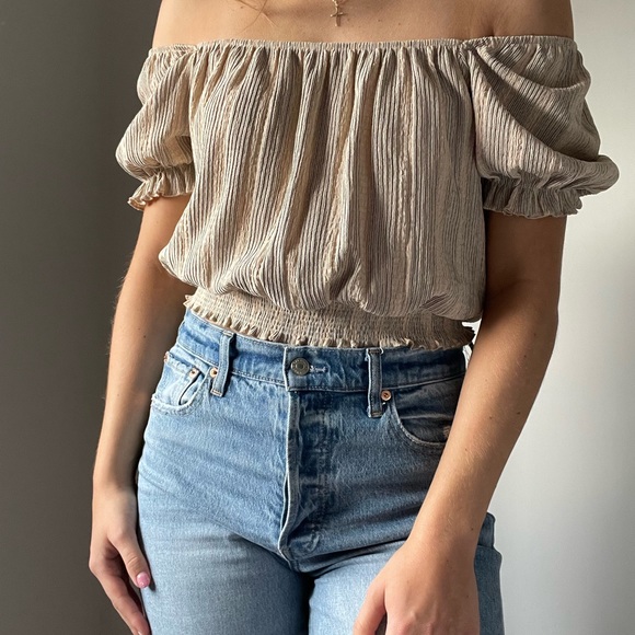 H&M Milkmaid Top Puff Sleeve Size S - Picture 3 of 5